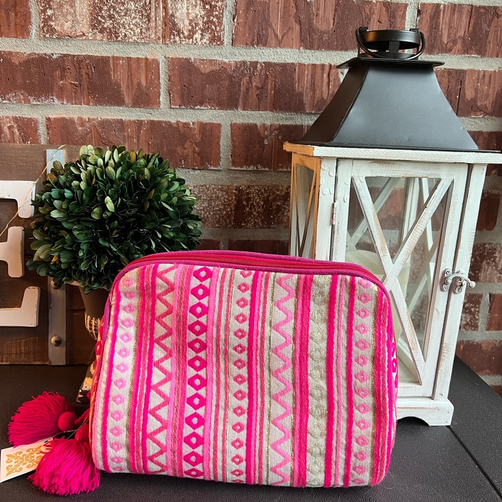 Cosmetic Pouch in Hot Pink Aztec Stripe